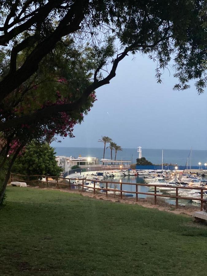 Altos De Campoamor Exterior photo